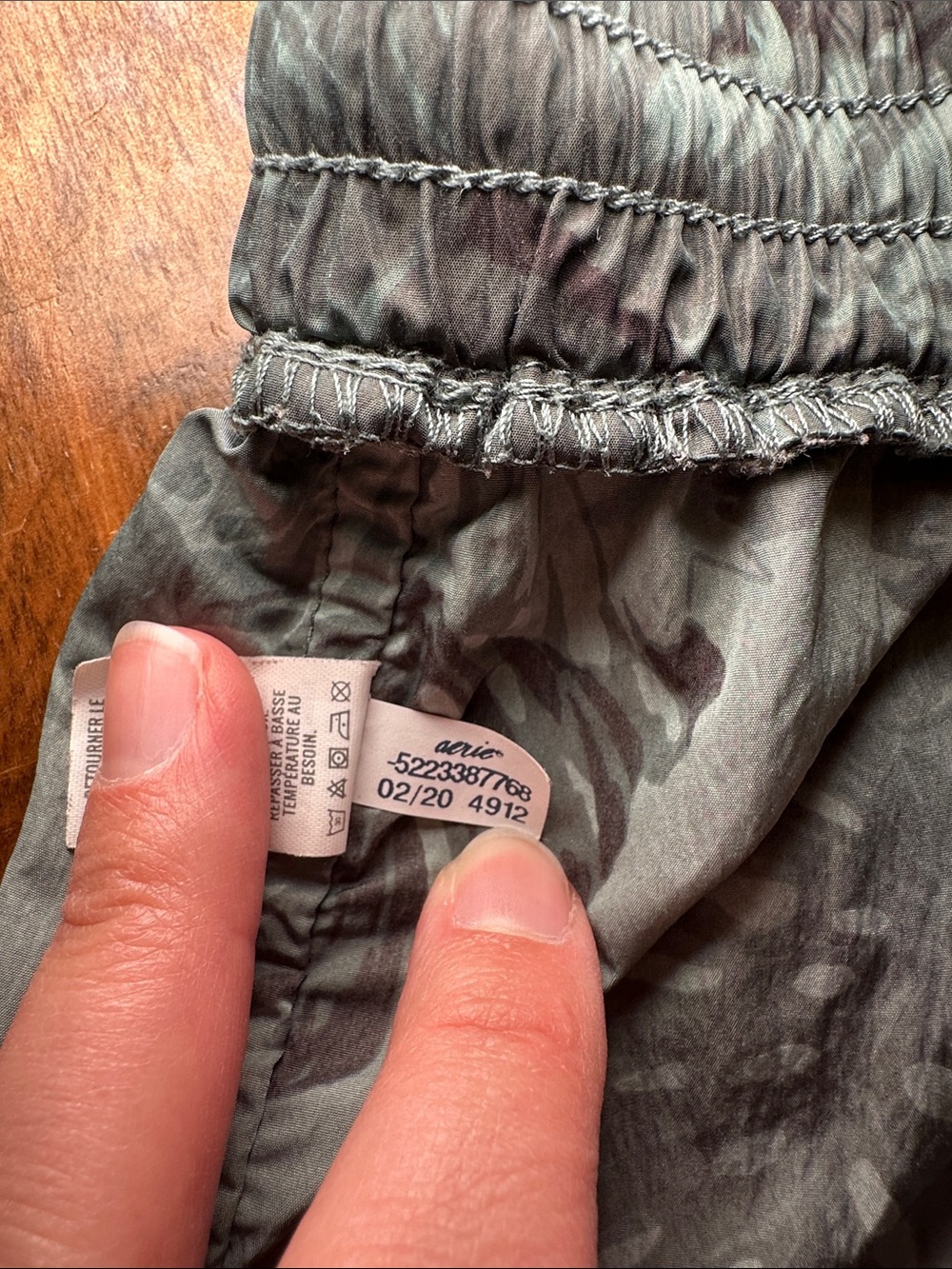 Aerie All Over Palm Print Running Shorts - Picture 7 of 7